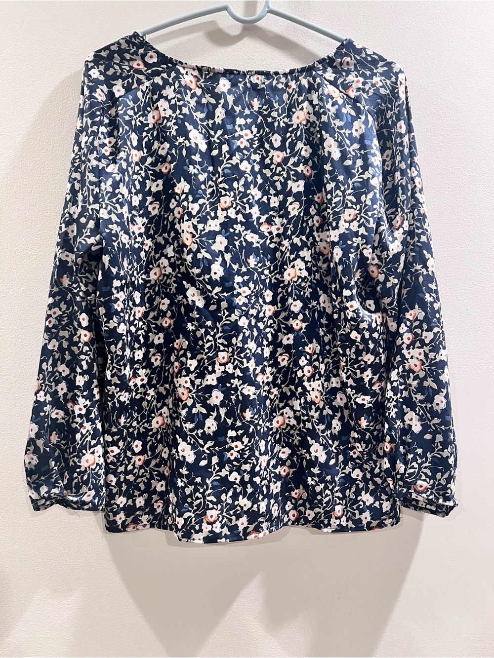 Zara Navy Floral Long-Sleeve Blouse with Pink and White Flowers